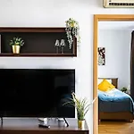 Free Parking! Soho Budapest 304, 4 Ppl, Ac, Fast Wifi, Smart Tv