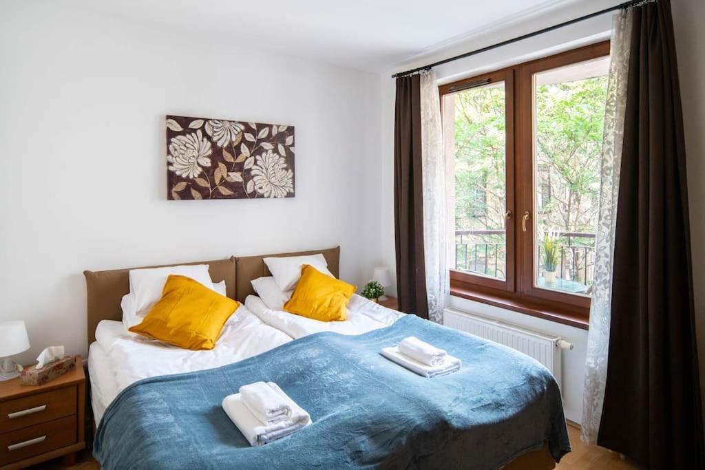 Free Parking! Soho 304, 4 Ppl, Ac, Fast Wifi, Smart Tv * Budapest